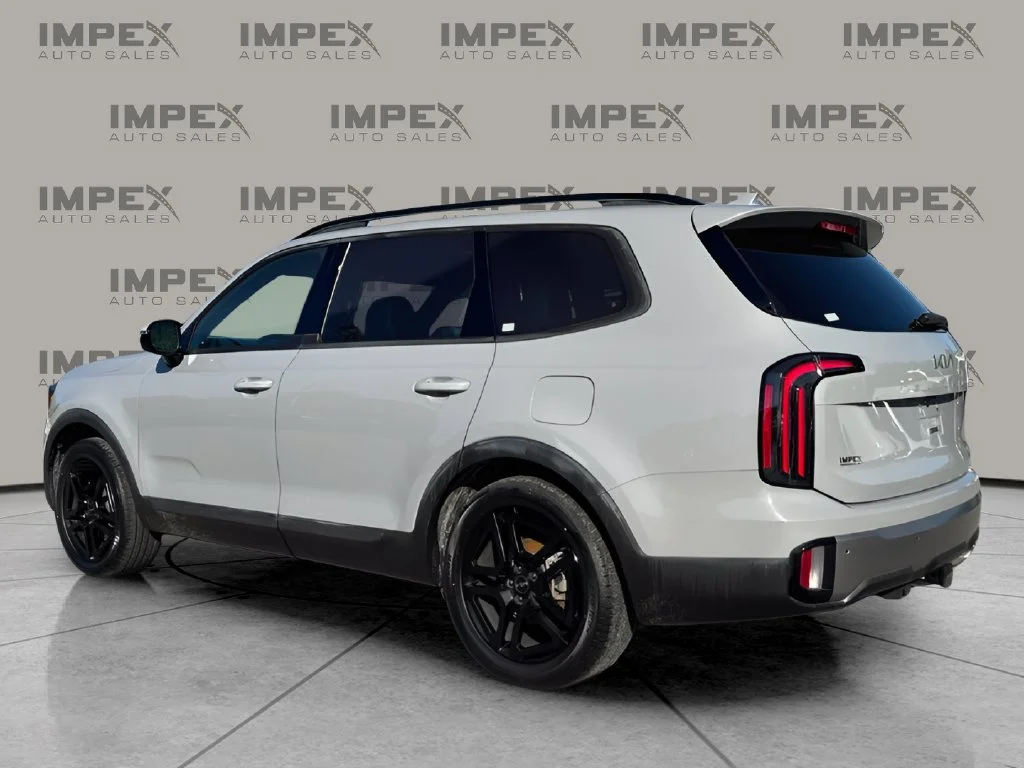 Used 2023 Gray Kia SX X-Line image 3