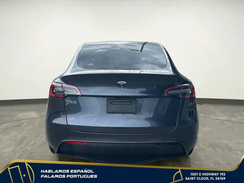 Used 2024  Tesla Long Range image 5