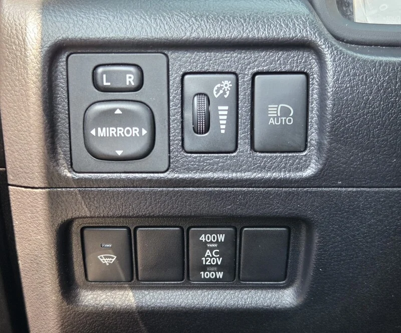 Used 2021 Midnight Black Metallic TOYOTA VENTURE 4WD image 36
