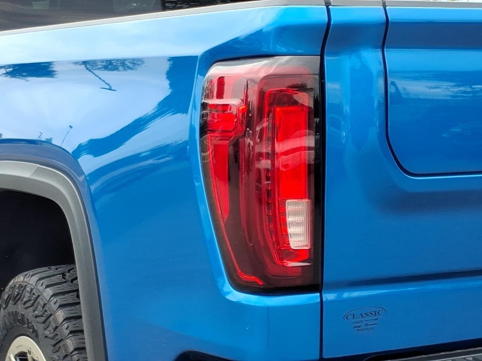 Used 2024 Dynamic Blue Metallic GMC AT4X image 18
