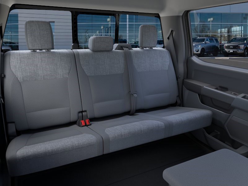 New 2026 Carbonized Gray Metallic Ford XLT image 12