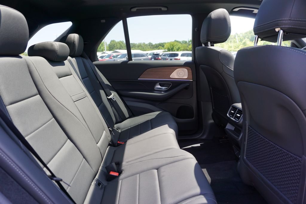 Used 2026 Obsidian Black Metallic Mercedes-Benz GLE 350 image 60