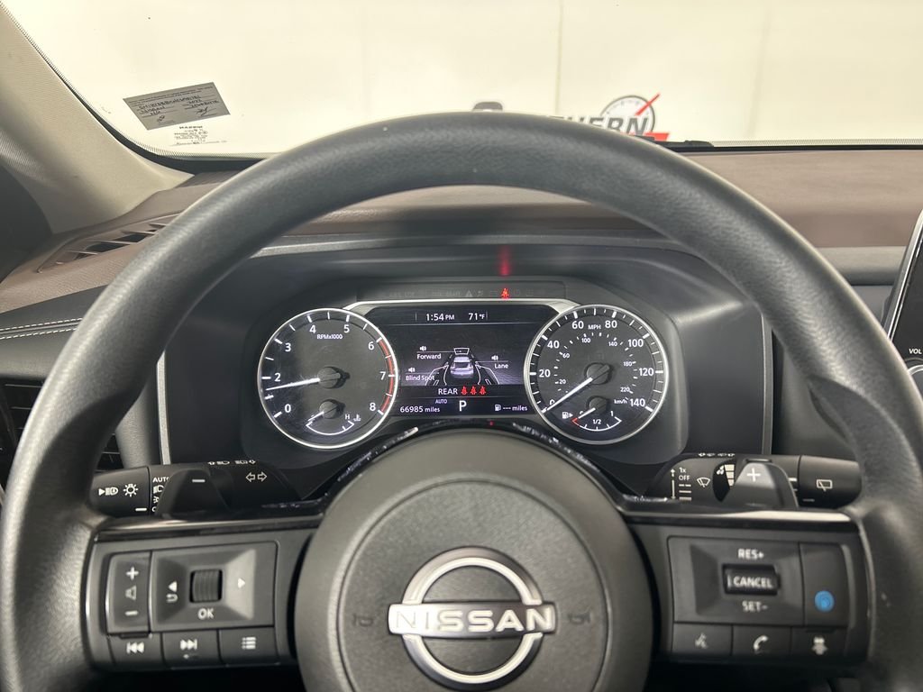 2022 Nissan Rogue SV - Photo 13