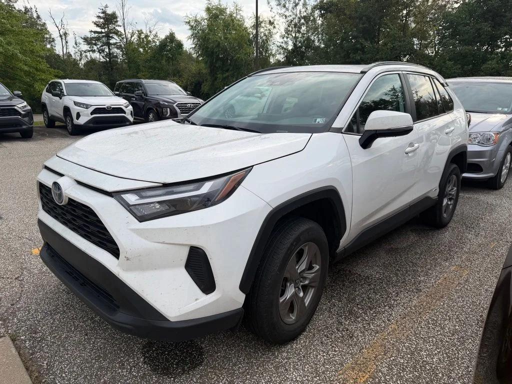 Used 2023 White Toyota XLE image 1