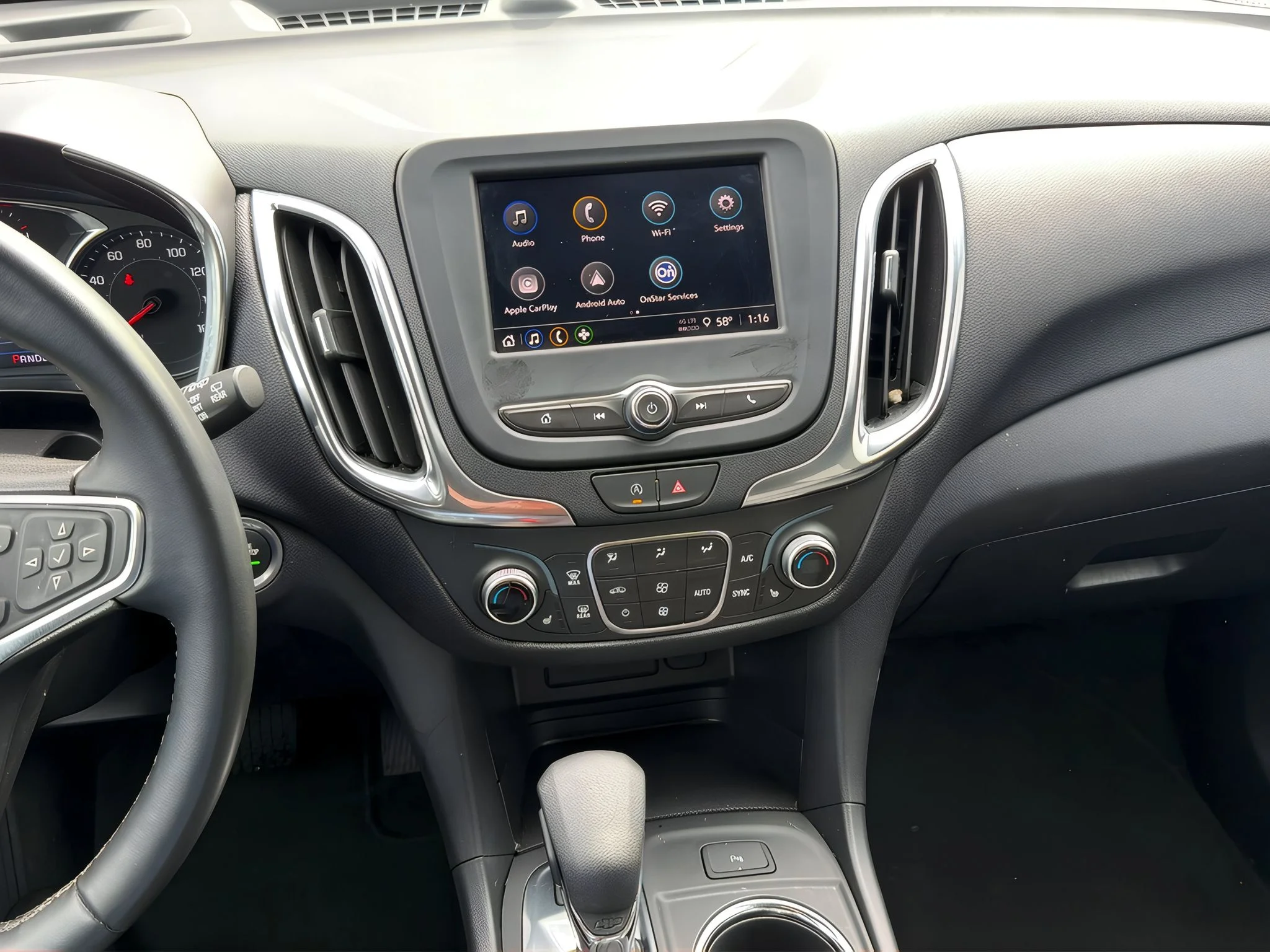 2024 Chevrolet Equinox LT - Photo 22