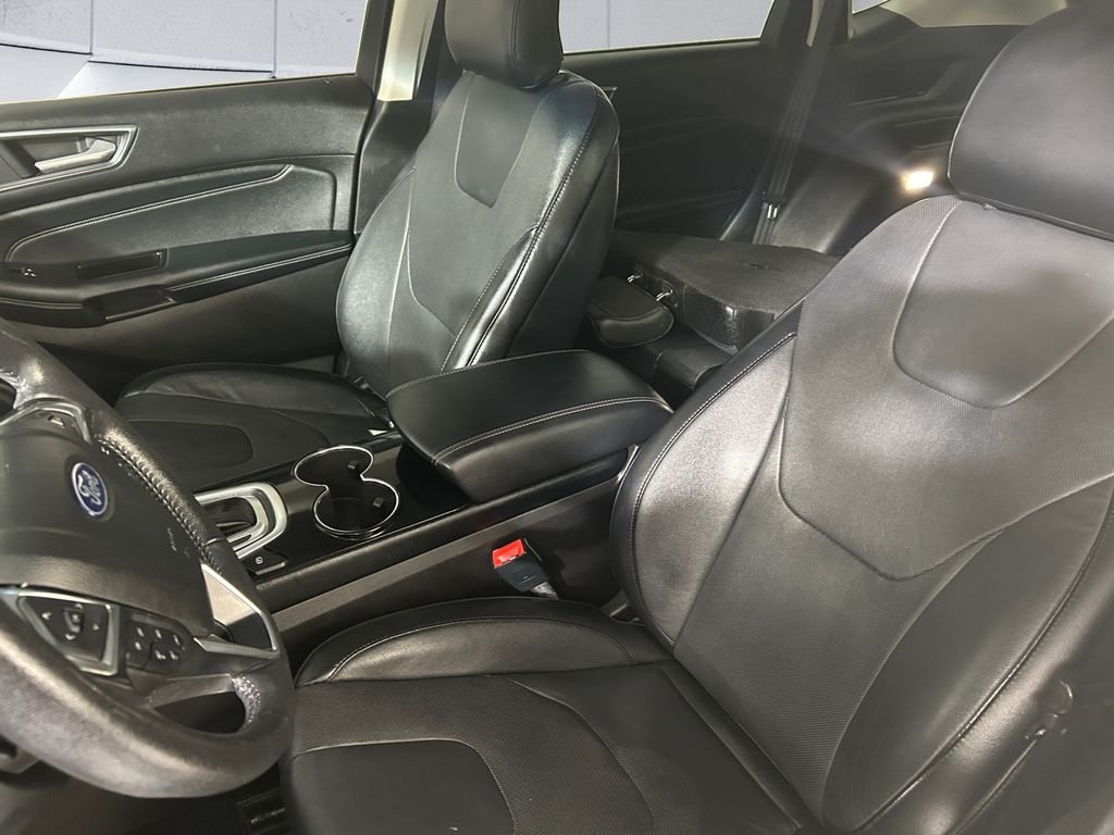 Used 2018 Silver Ford Titanium image 8