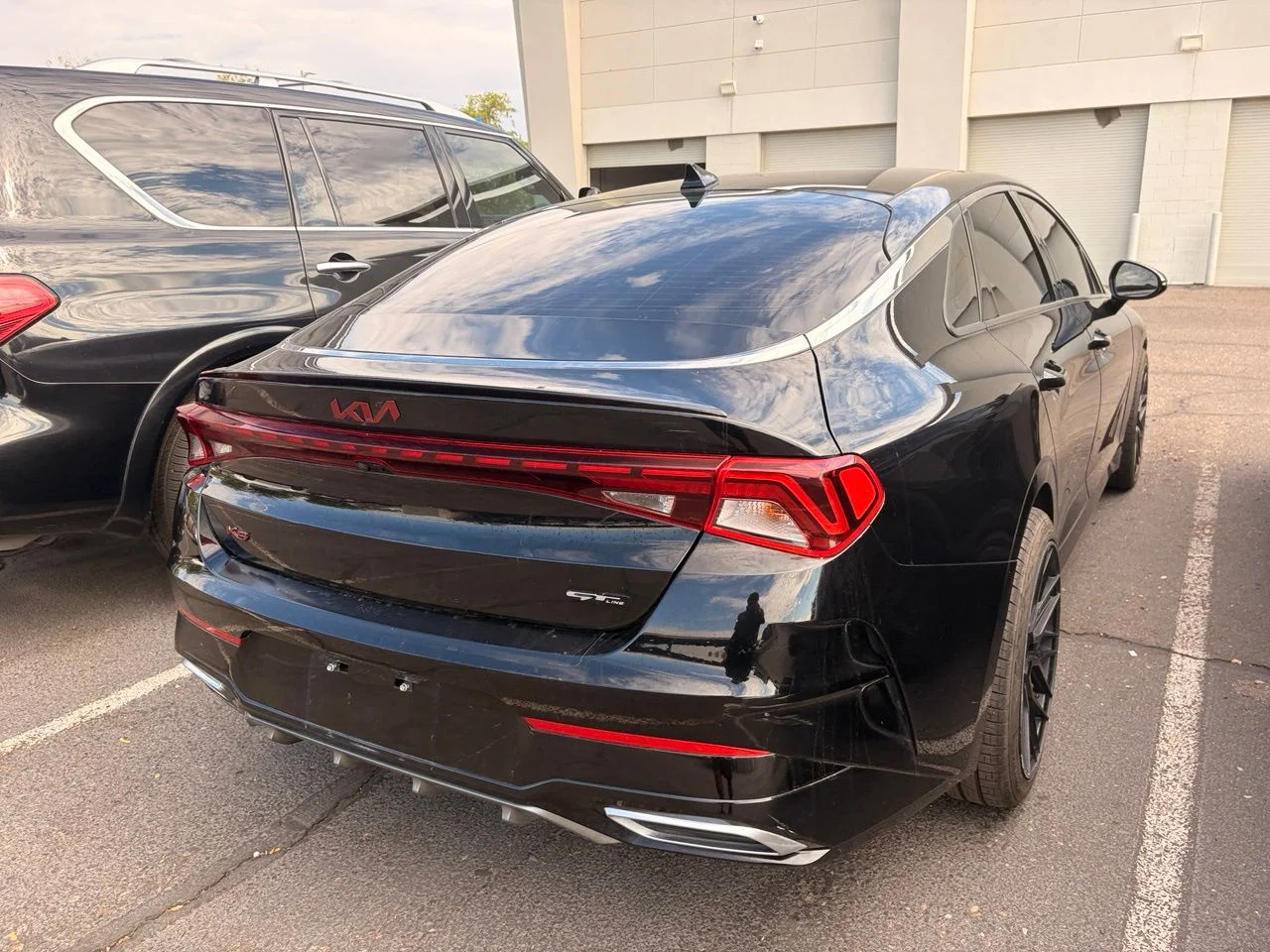 Used 2022 Ebony Black Kia GT-Line image 5