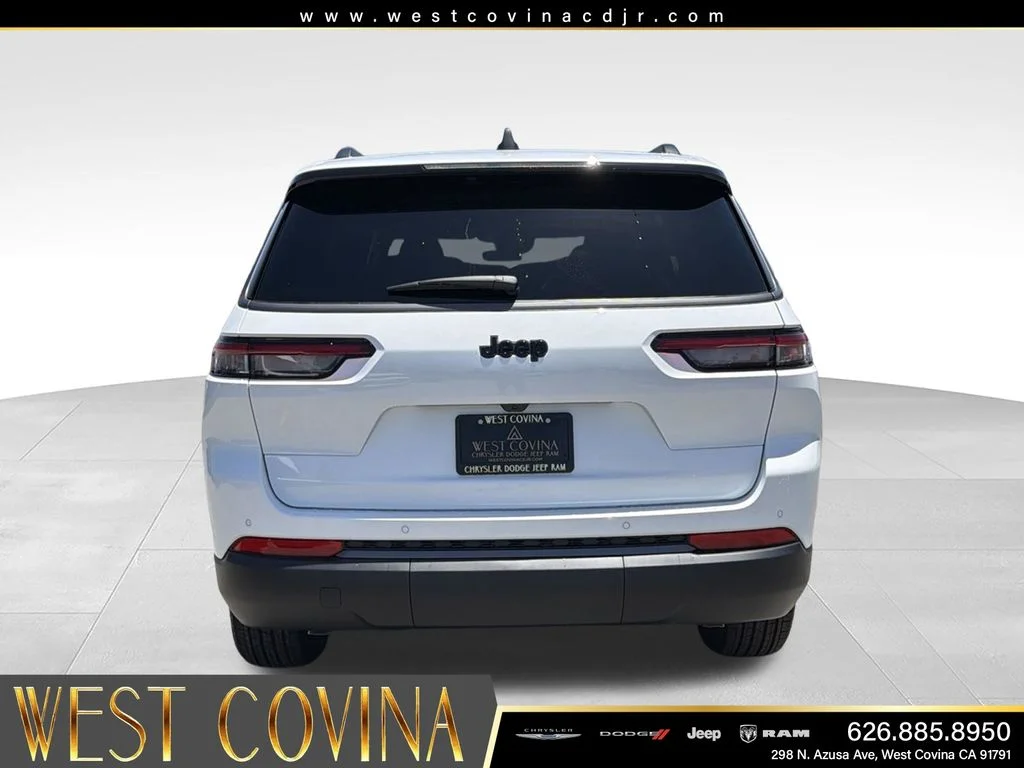 New 2026 Bright White Clearcoat Jeep Altitude image 9