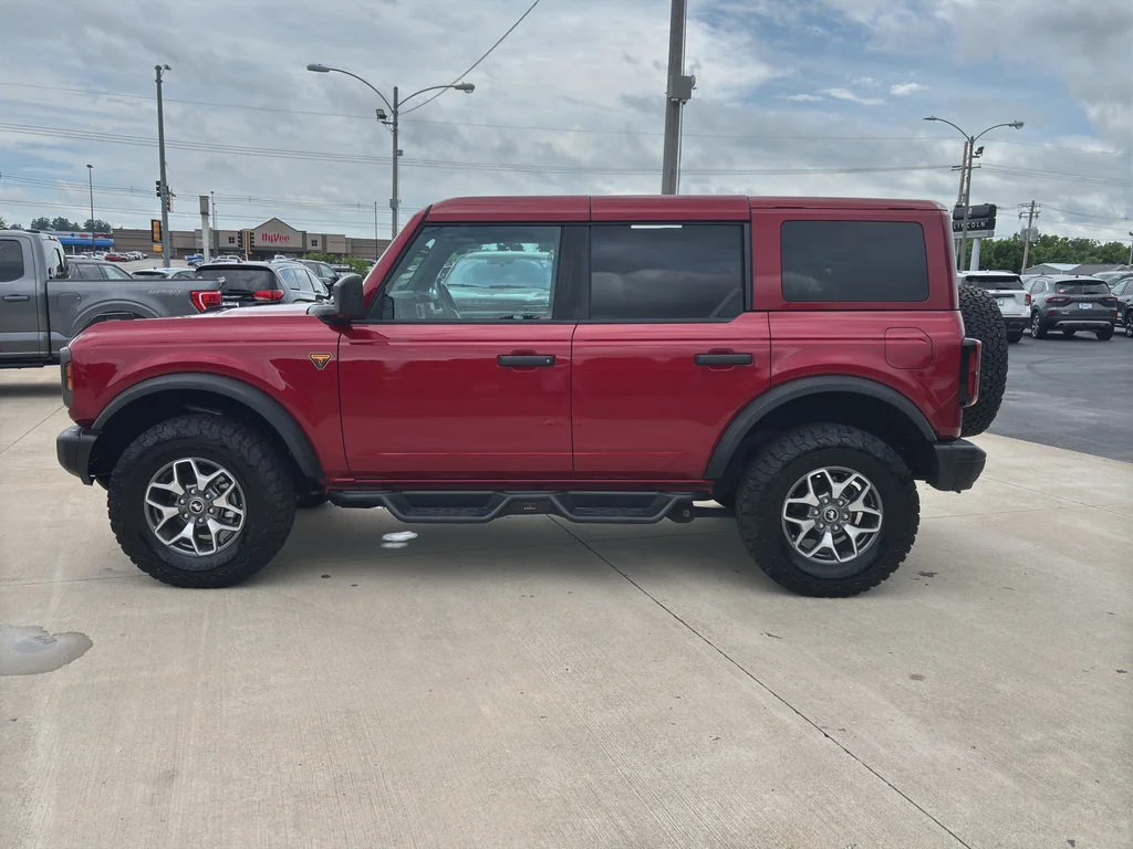 Used 2025 Ruby Red Metallic Ford Badlands image 7