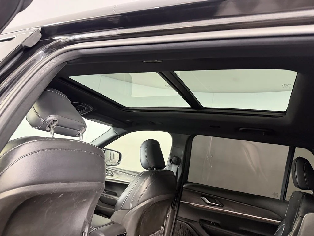 Used 2025 Black Jeep Limited image 17