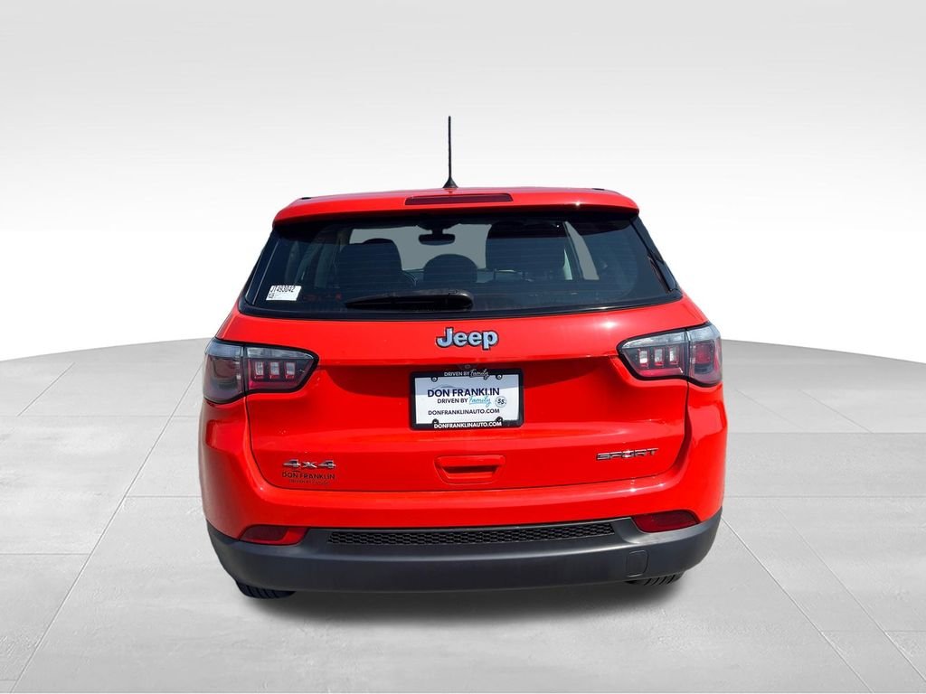 Used 2018 Orange Jeep Sport image 4