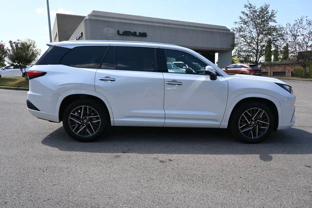 Certified Used 2025 WIND CHILL PEARL Lexus 350 Premium image 2