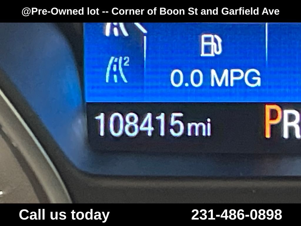 Used 2015 Red Ford SE image 22