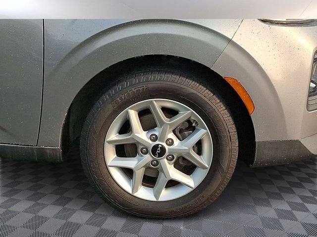 Used 2022 Gray Kia LX image 10
