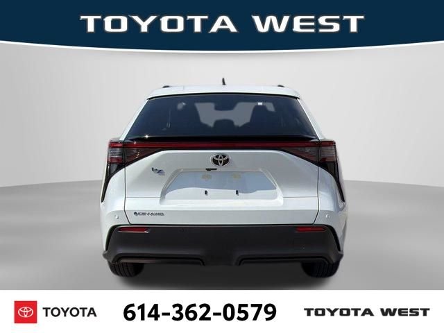 New 2026 Wind Chill Pearl Toyota XLE image 8