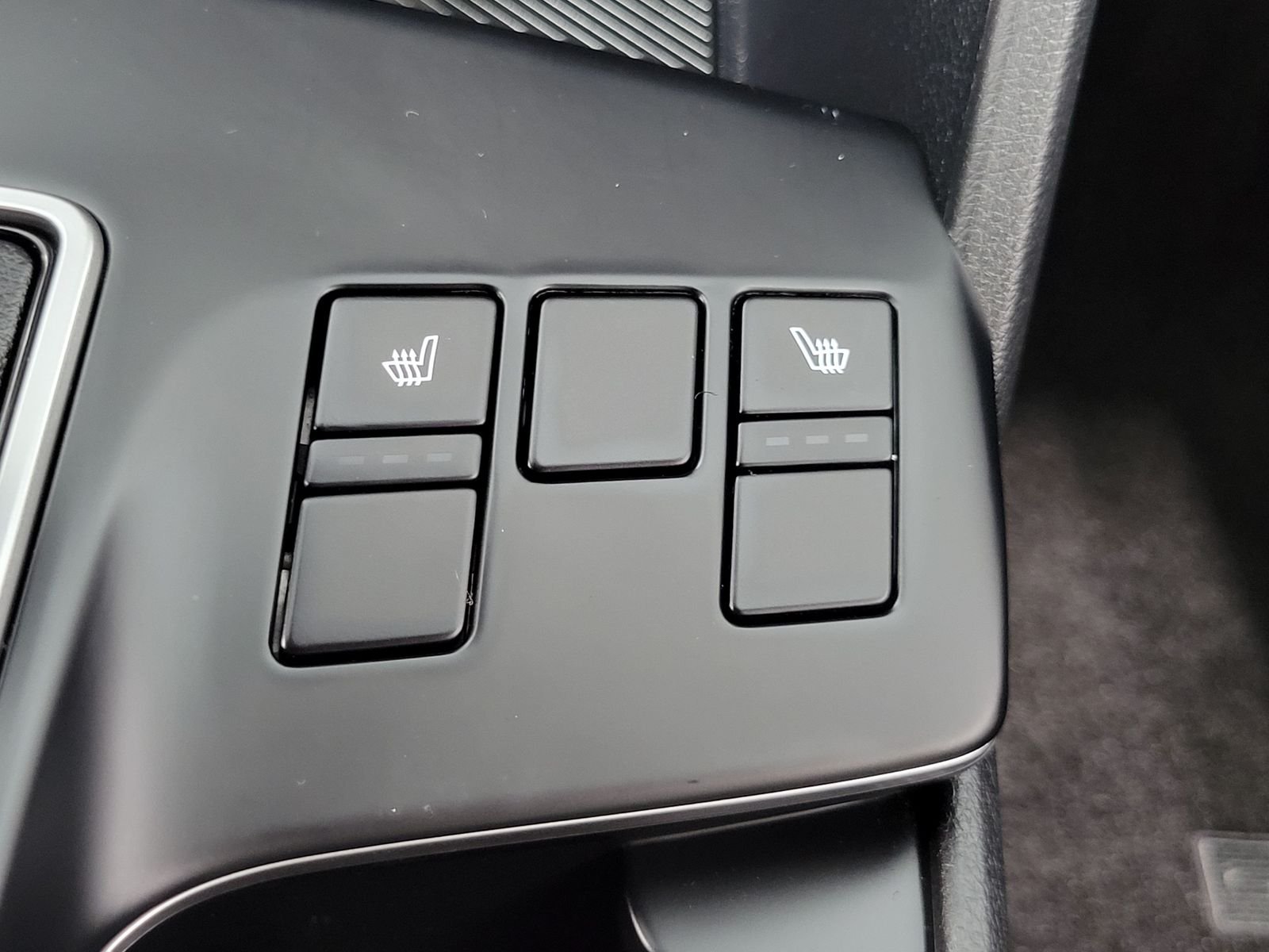 Used 2023 Black Kia LX image 23