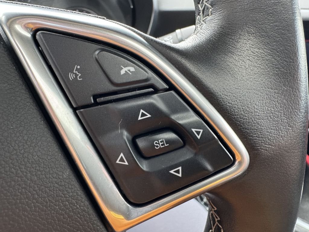 Used 2021 White Chevrolet 1LT image 20
