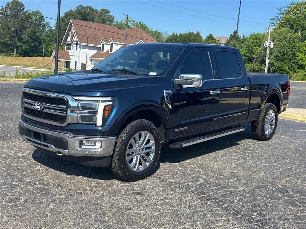 Used 2024 Blue Ford Lariat image 3