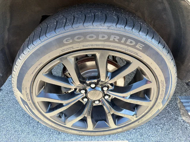 Used 2021 Gray Ford Limited image 17