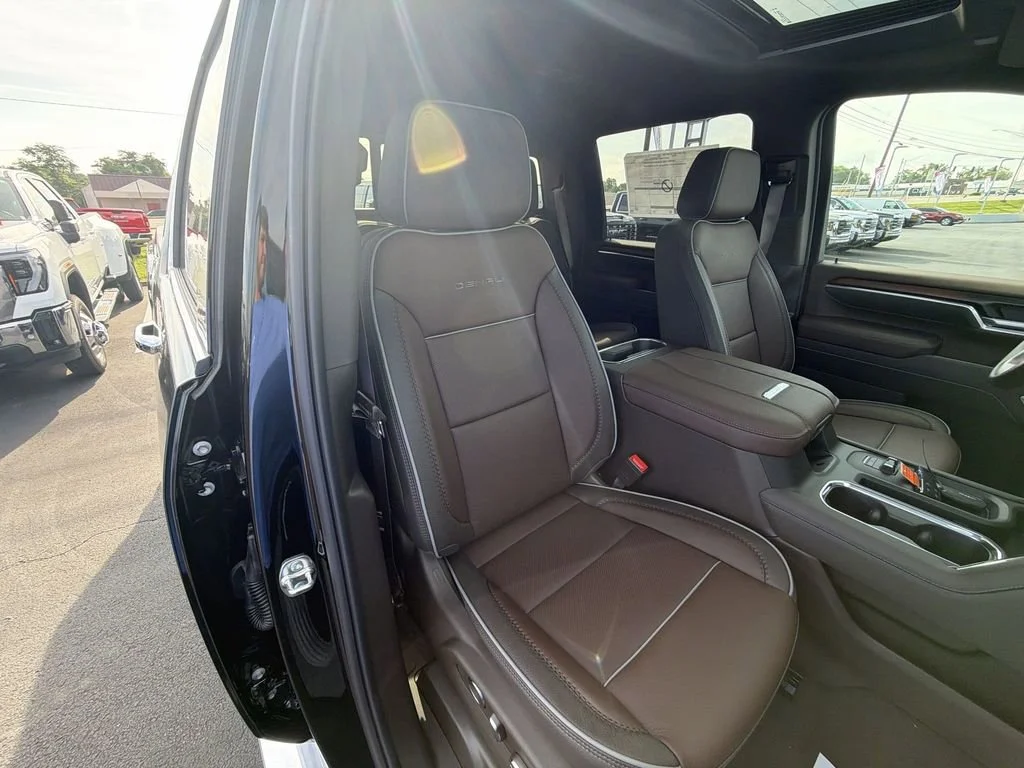 New 2026 Onyx Black GMC Denali image 31