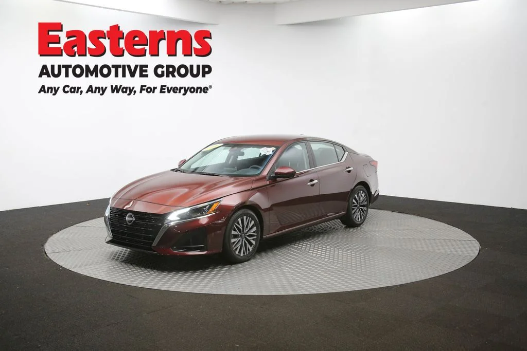 Used 2023 Red Nissan 2.5 SV image 55