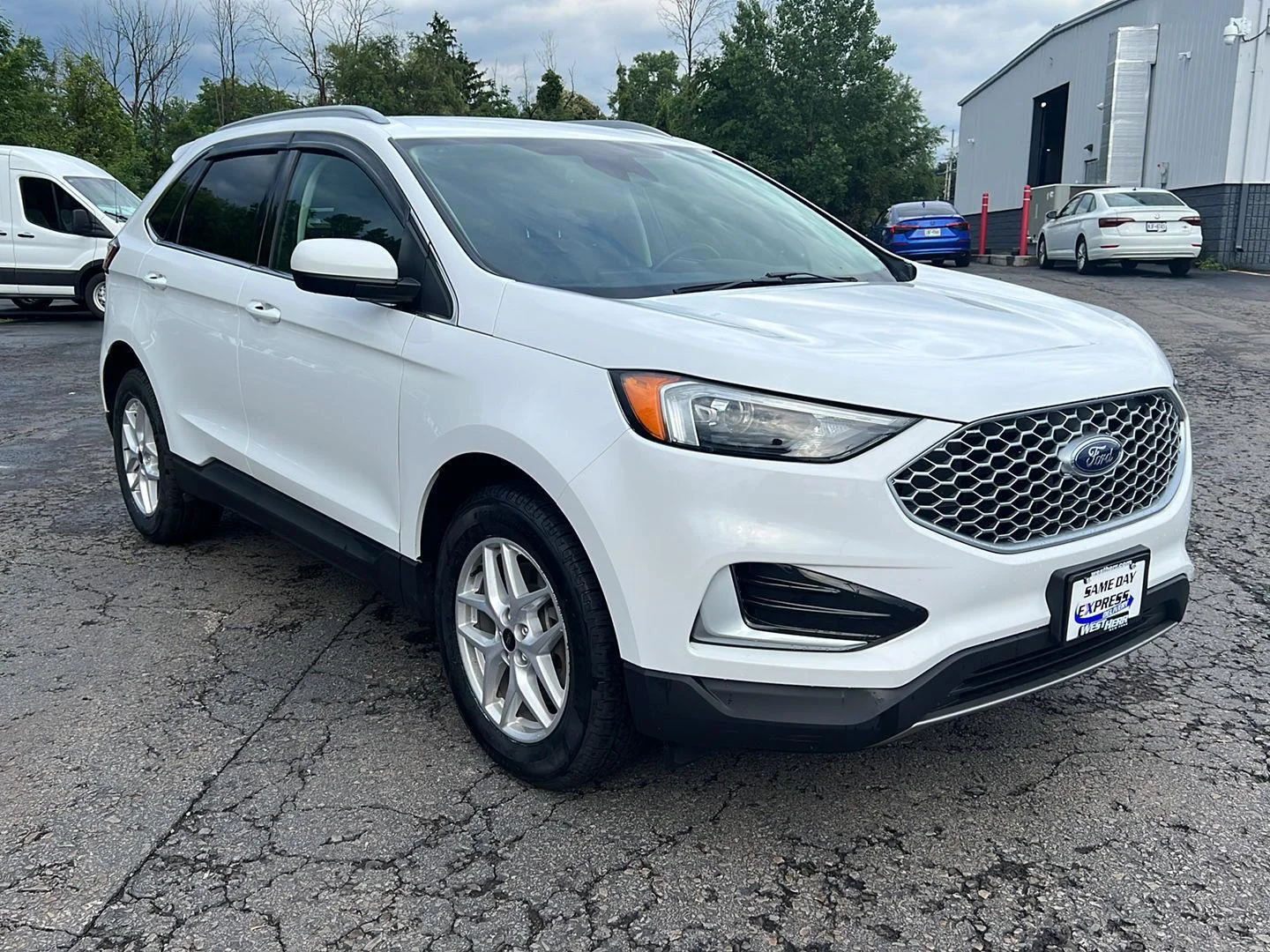 Used 2023 Oxford White Ford SEL image 20