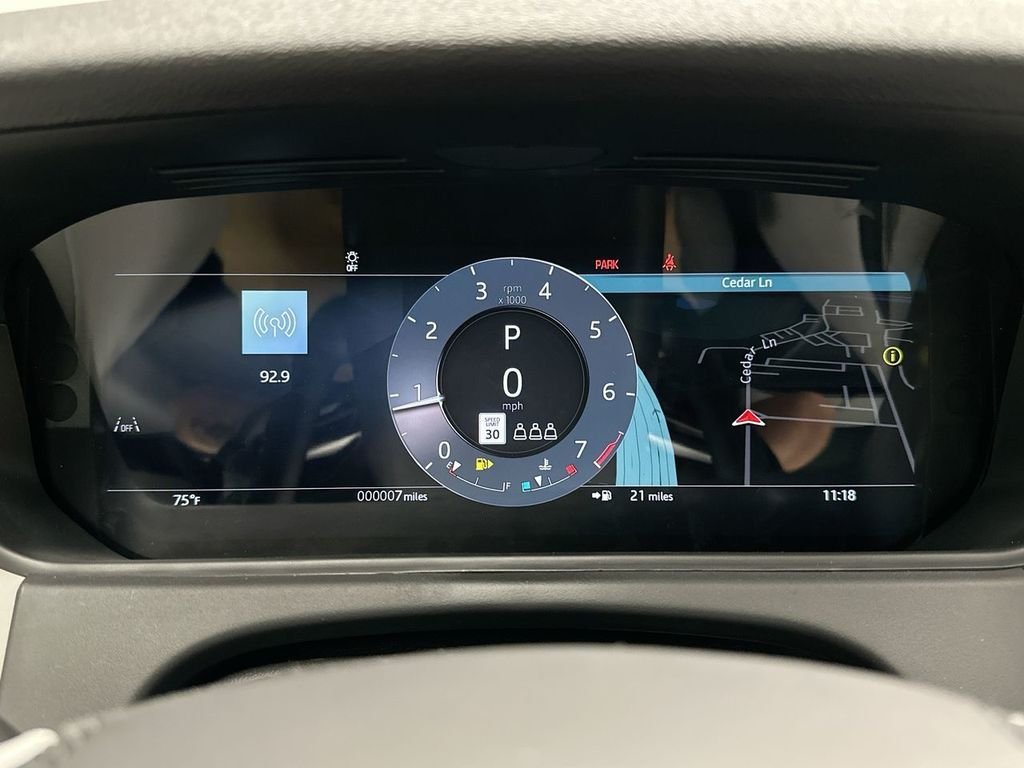 New 2026 Zadar Grey Land Rover S image 15
