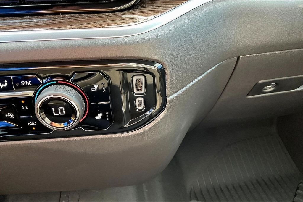 Used 2026 White Chevrolet LT Trail Boss image 20