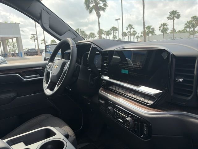 New 2026 Sterling Gray Metallic Chevrolet LT image 11