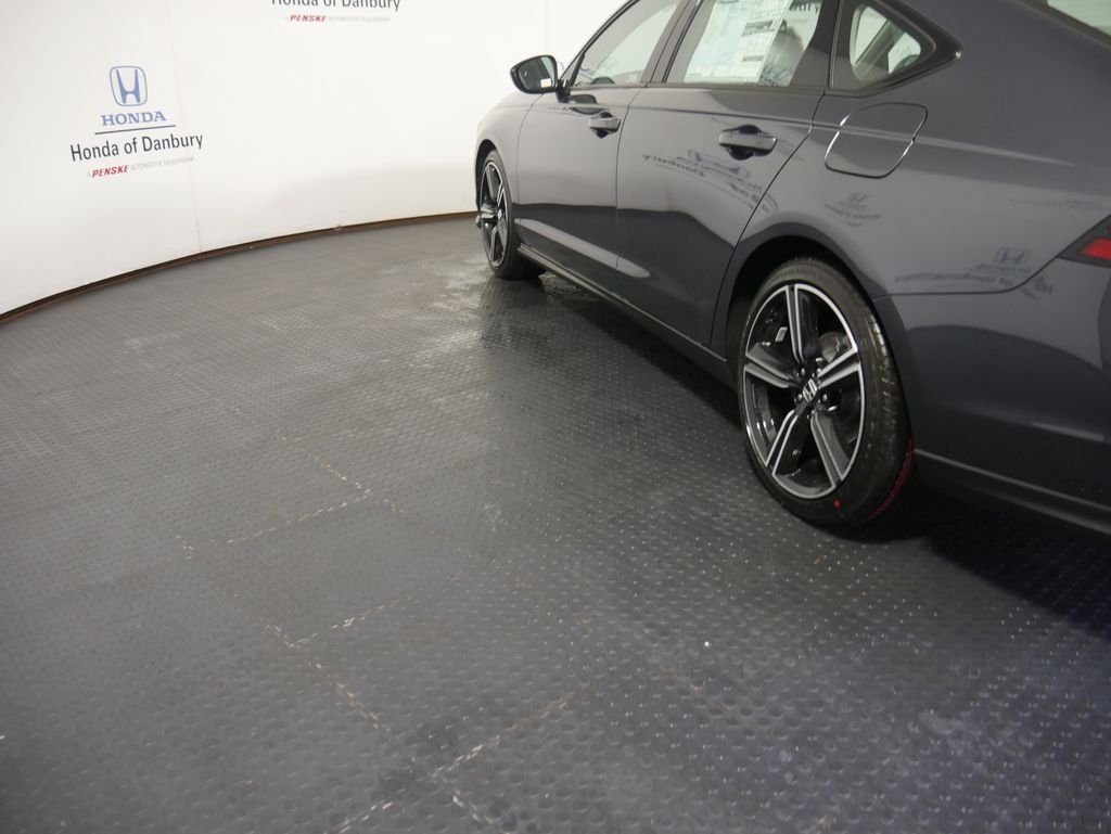 New 2026 Meteorite Gray Metallic Honda SE image 10