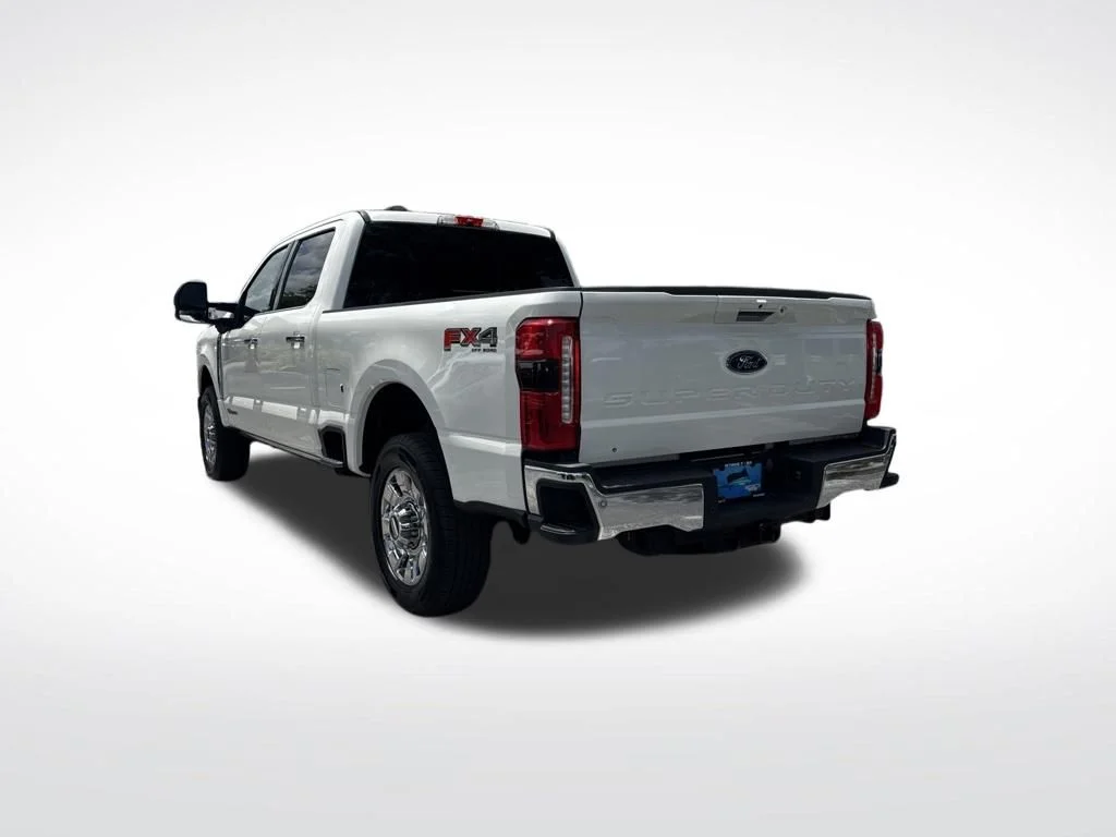 Used 2024 White Metallic Ford Lariat image 6