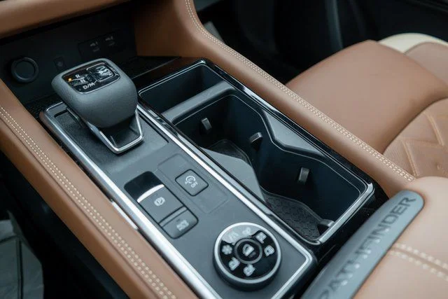 2026 Nissan Pathfinder Platinum - Photo 31