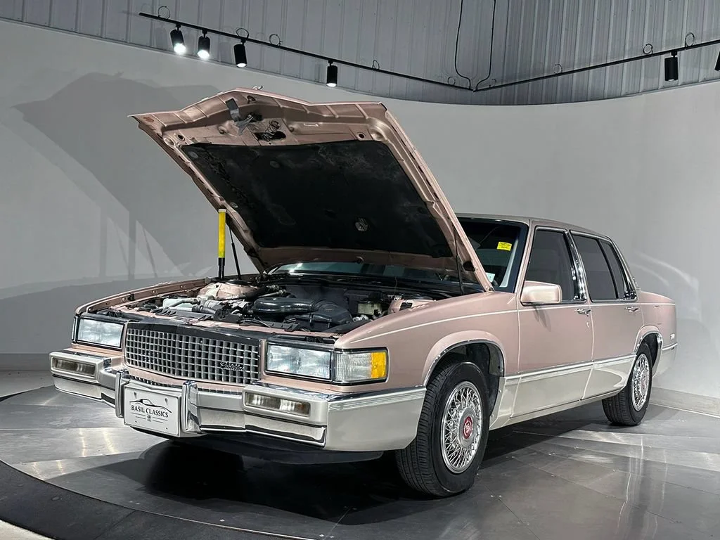 Used 1989  Cadillac NA image 26
