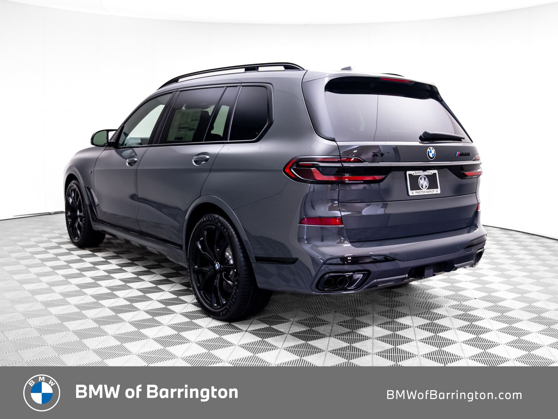 New 2027 Dravit Grey Metallic BMW M60i image 3