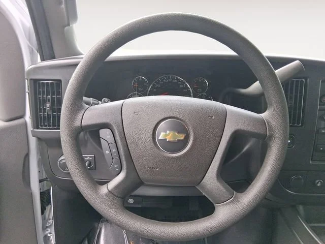 2025 Chevrolet Express Cargo Work Van - Photo 12