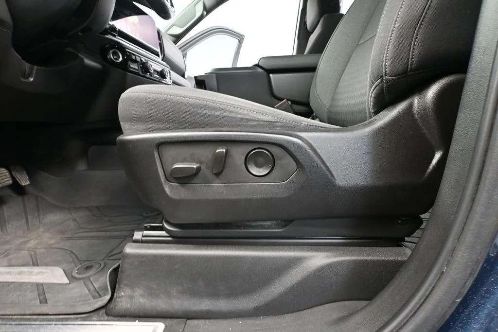 2022 Chevrolet Silverado 1500 LT - Photo 25