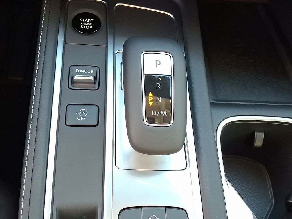 New 2026 RADIANT WHITE INFINITI Luxe AWD image 12