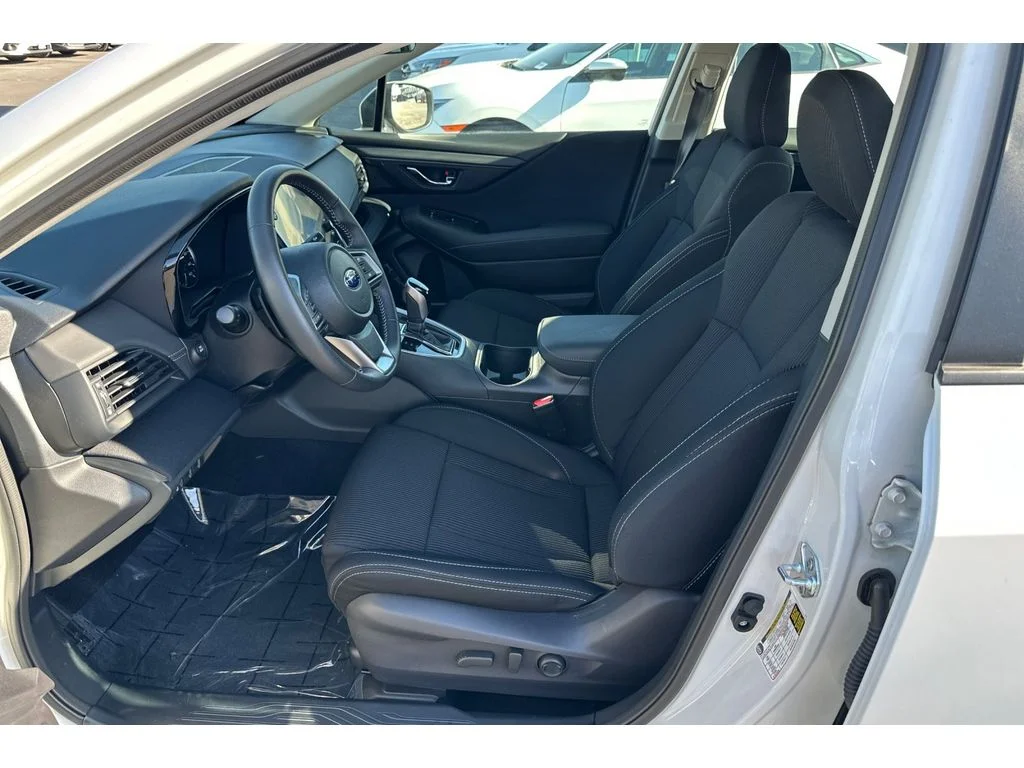 Used 2025 Crystal White Pearl Subaru Premium image 10