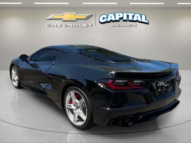 Used 2024 Black Chevrolet 2LT image 5