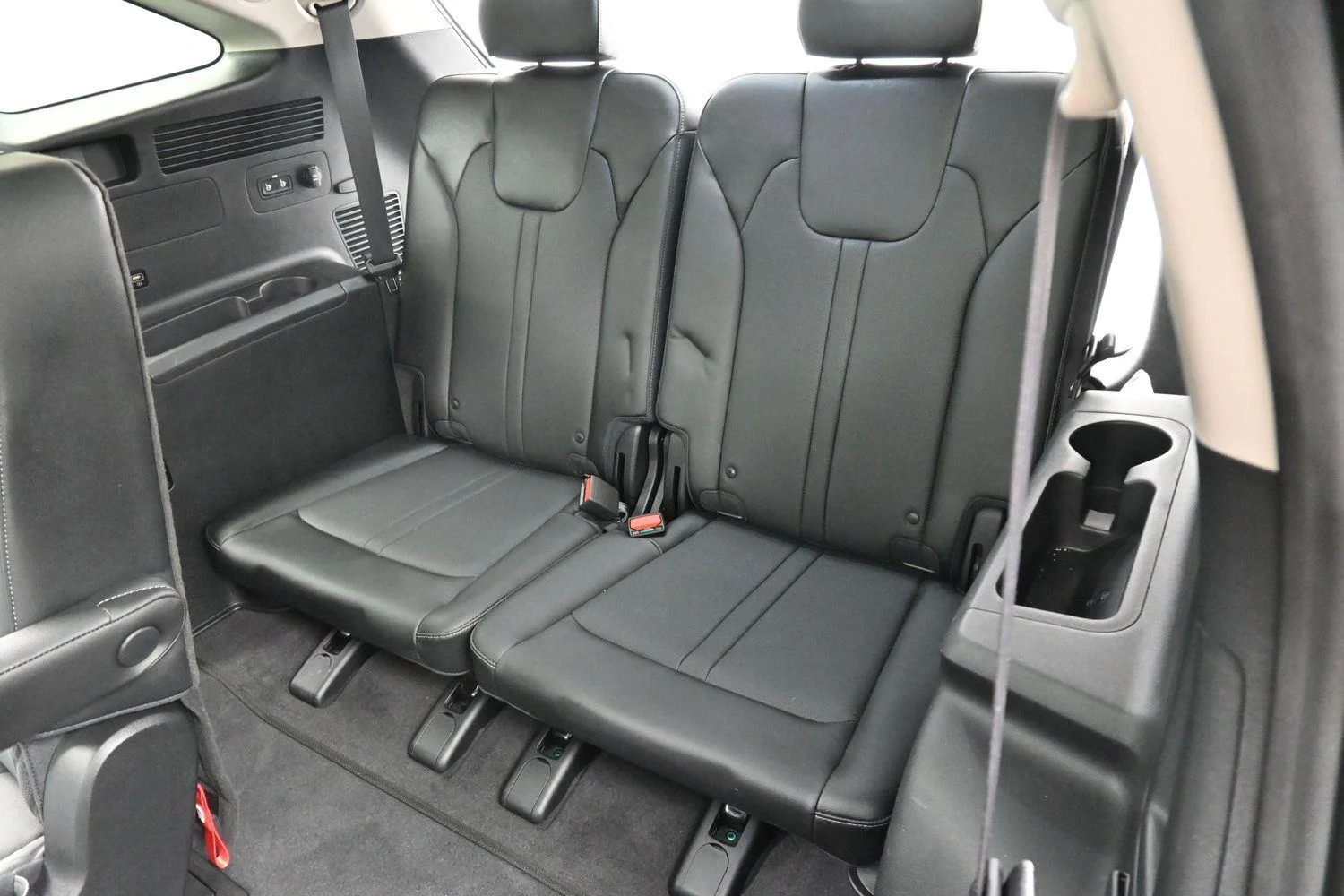 Used 2023 Wolf Gray Kia X-Line SX Prestige image 36