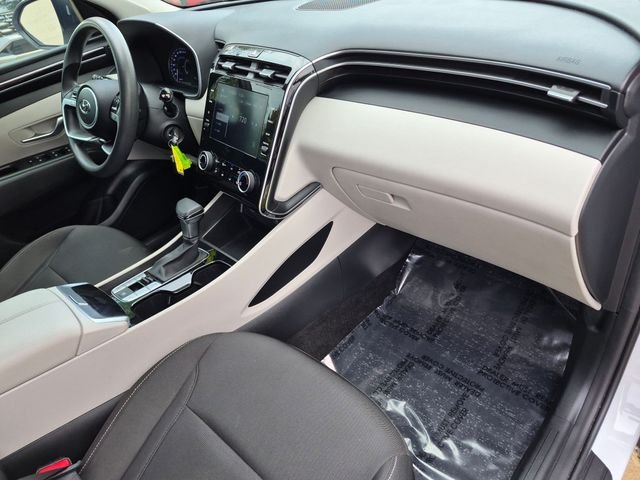 2022 Hyundai Tucson SE - Photo 24