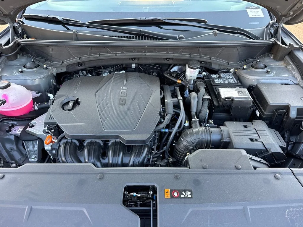 Used 2026 Gray Hyundai SEL Premium image 18