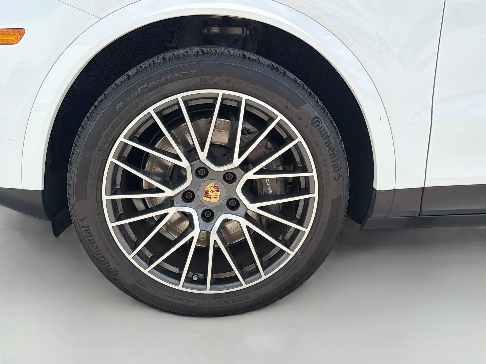 Used 2023 White Porsche Premium image 41