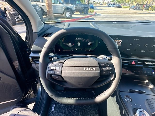 New 2026 Gravity Gray Kia LX image 11