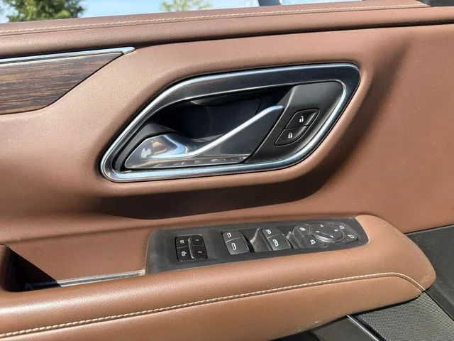 Used 2021 Beige Chevrolet High Country image 10