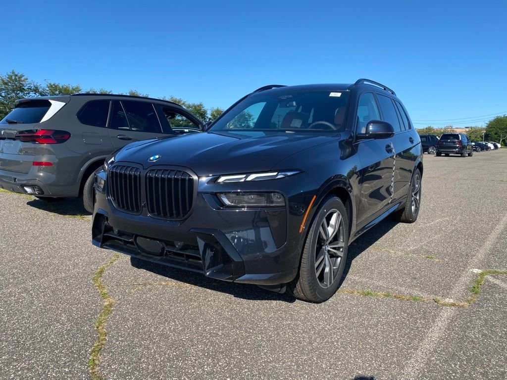 2027 BMW X7