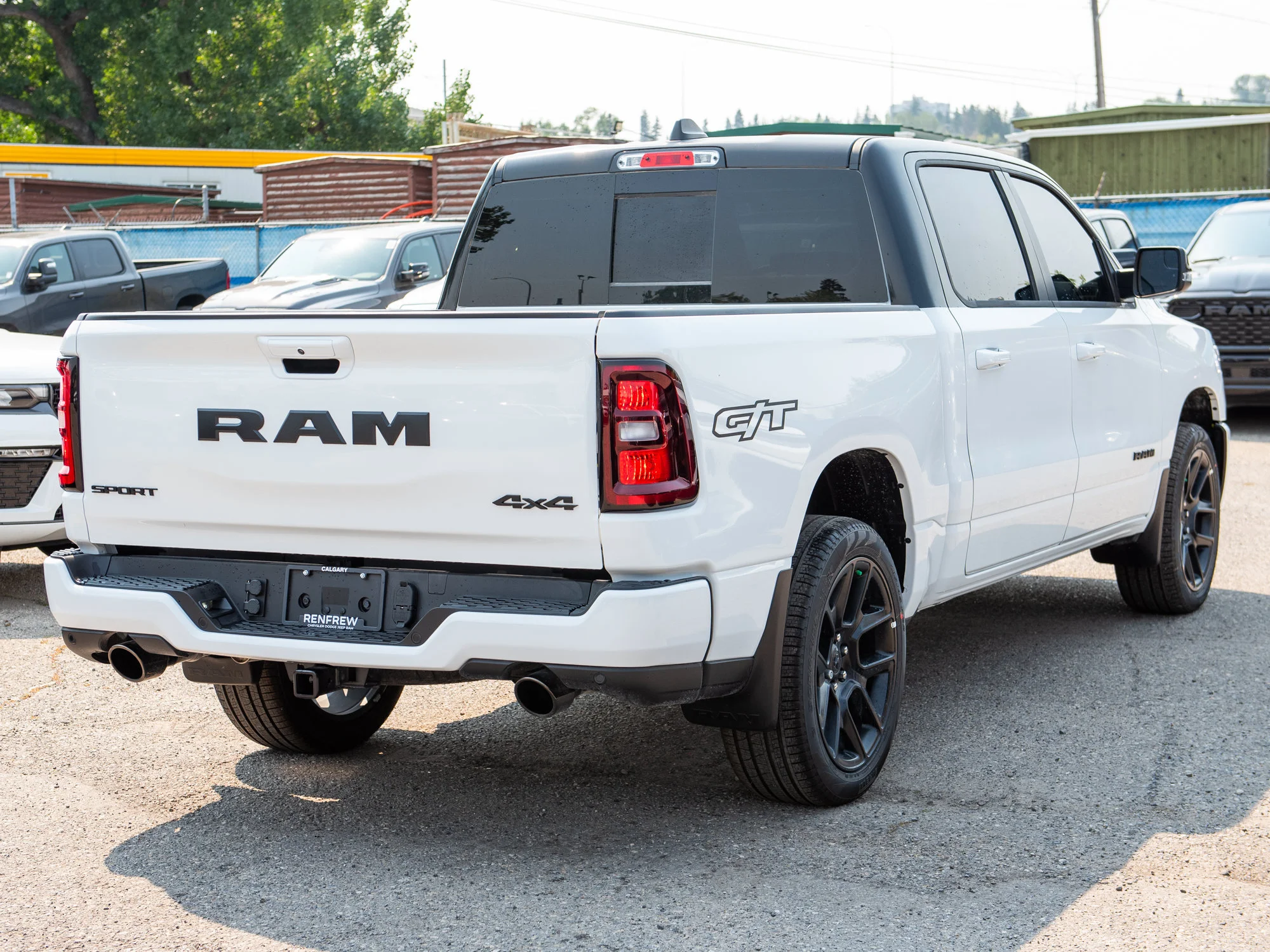 New 2026 White RAM Sport Night G/T* Crew Cab 4x4, Passenger Screen, Level 1 Equip Grp, 3.92 Rear Axle Ratio image 6