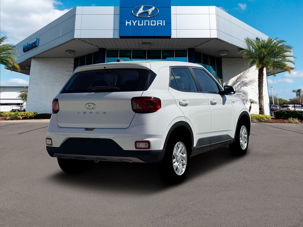 New 2026 White Hyundai SE image 27