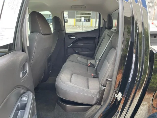 Used 2018 Black Chevrolet LT image 27