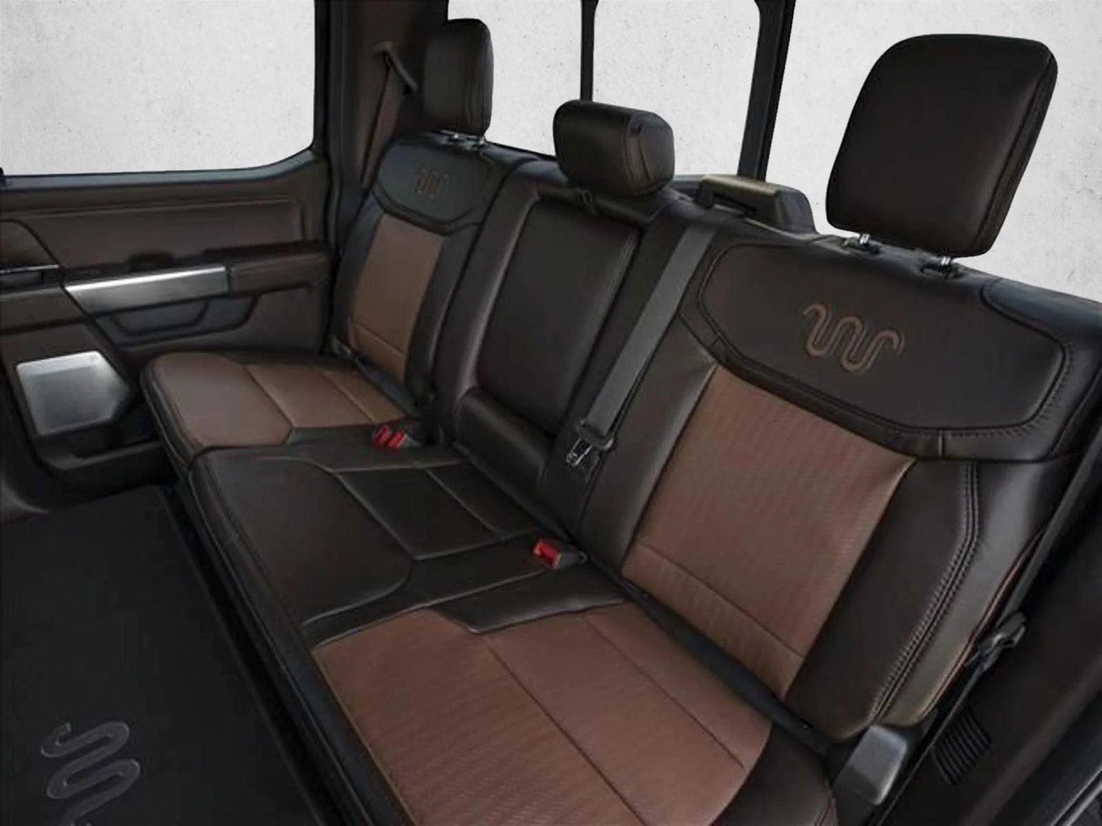 New 2026 Star White Metallic Tri-Coat Ford F-250® King Ranch® image 9
